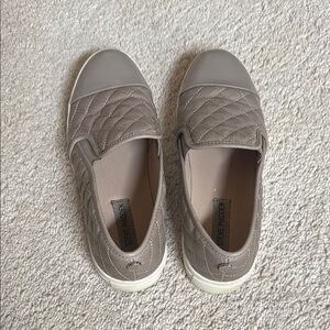 Steve Madden Tan Sneakers with Quilted Design and Comfortable Sole